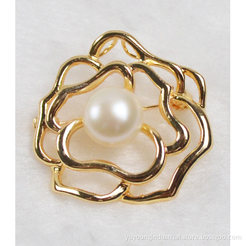 Fashion Female Freshwater Pearl Brooch Xh0301